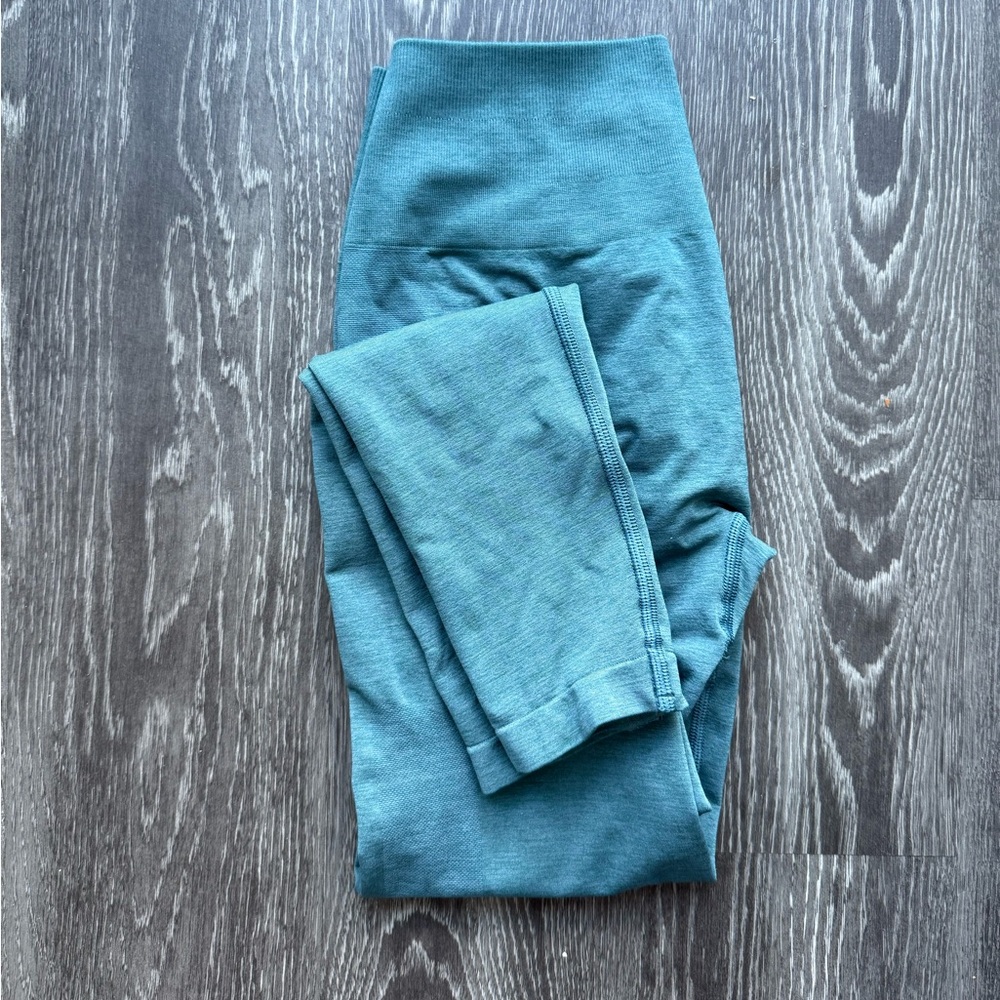 NWOT Alphalete high-rise amplify leggings